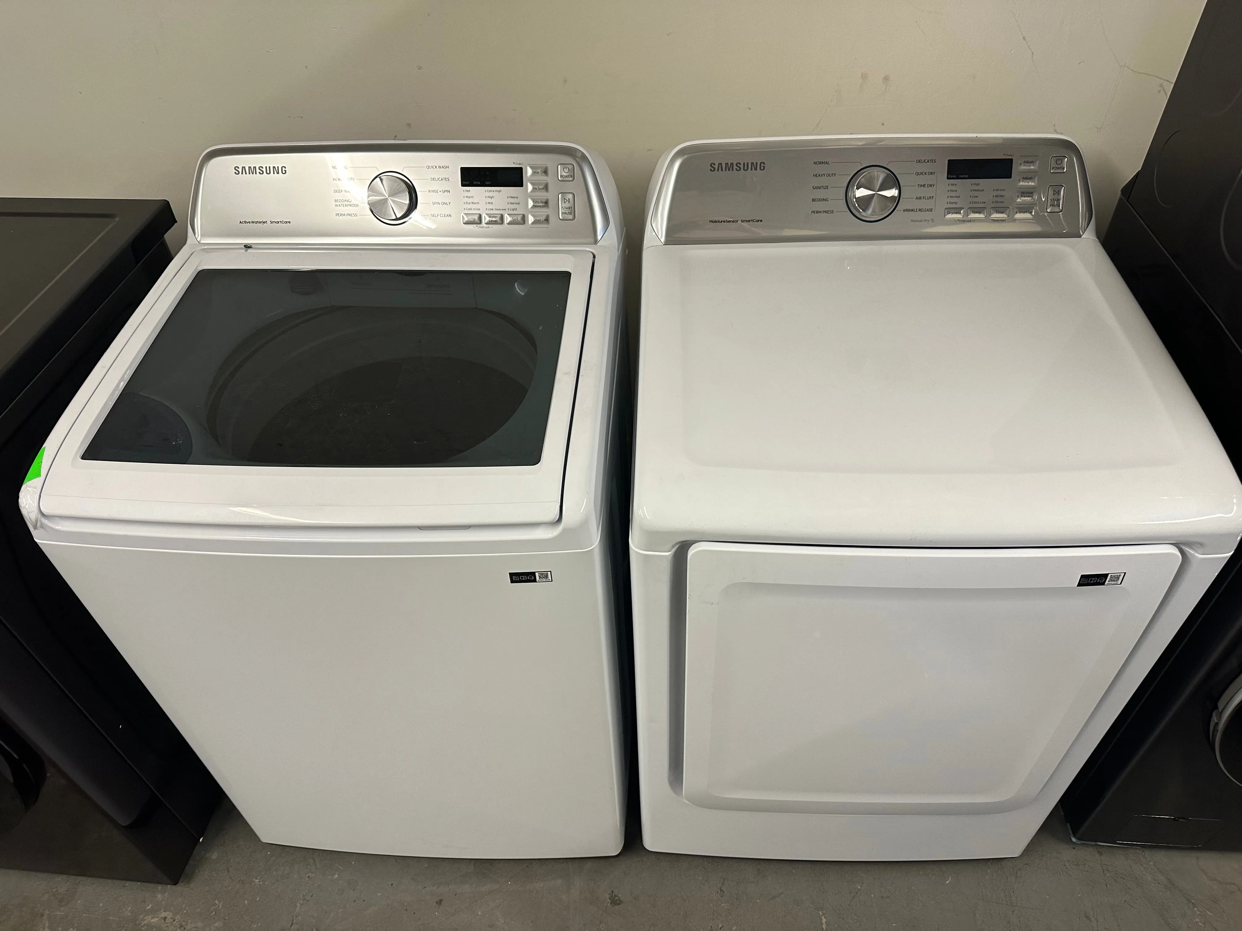 Samsung WA45T3400AW 27 Inch Top Load Washer with 4.5 Cu. Ft. Capacity, Samsung DVG45T3400W 27 Inch Gas Dryer with 7.4 cu. ft. Capacity, white