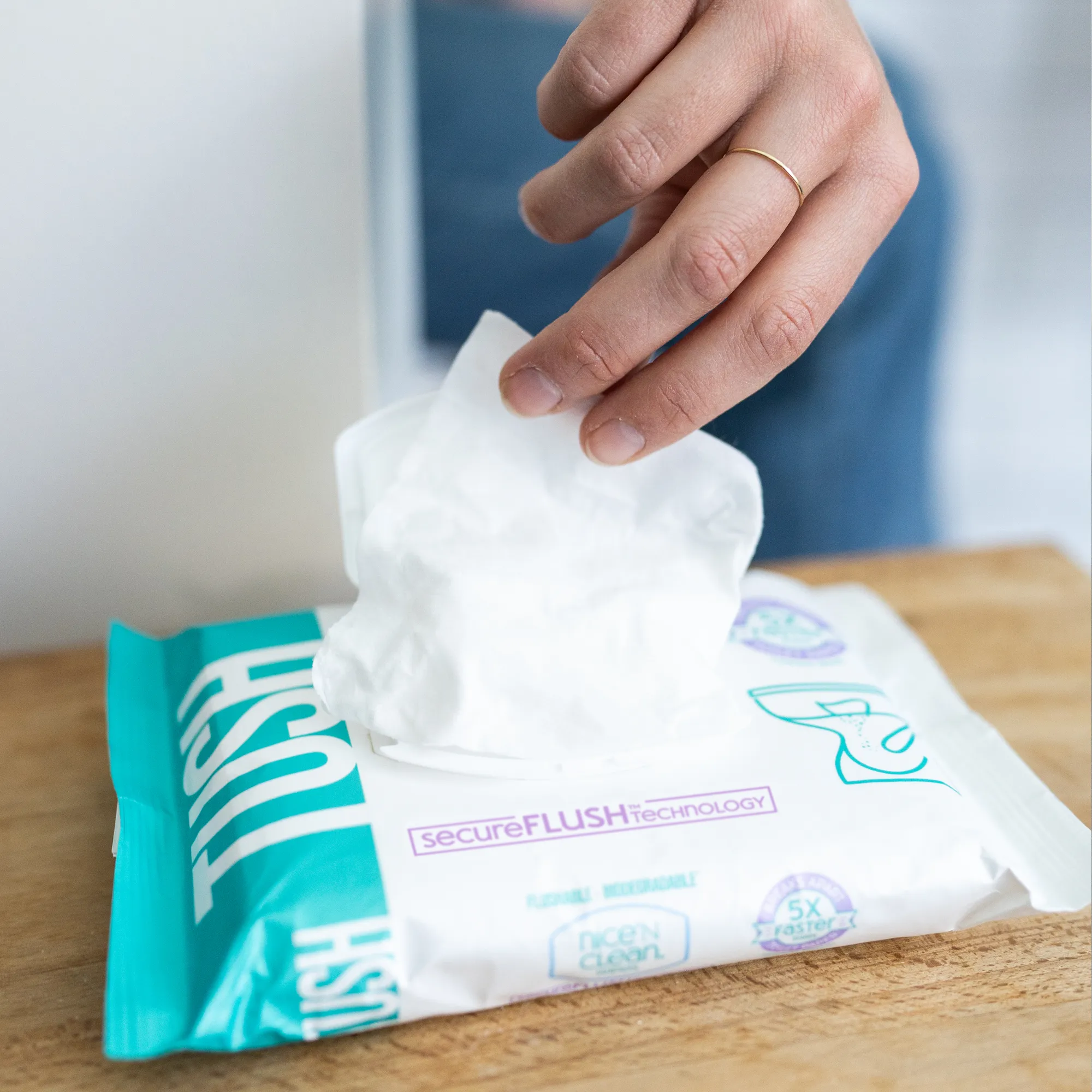 SecureFLUSH Flushable Wipes